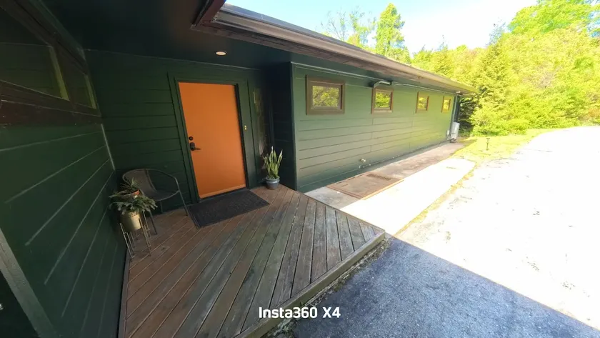 Mid-century retreat near Miami U - Image 1