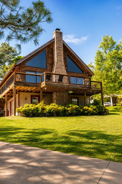 Lake Hartwell Cabin | Hot Tub | Near Clemson - Image 1