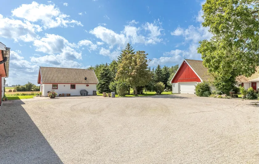 Cozy home in Lund with kitchen - Image 1