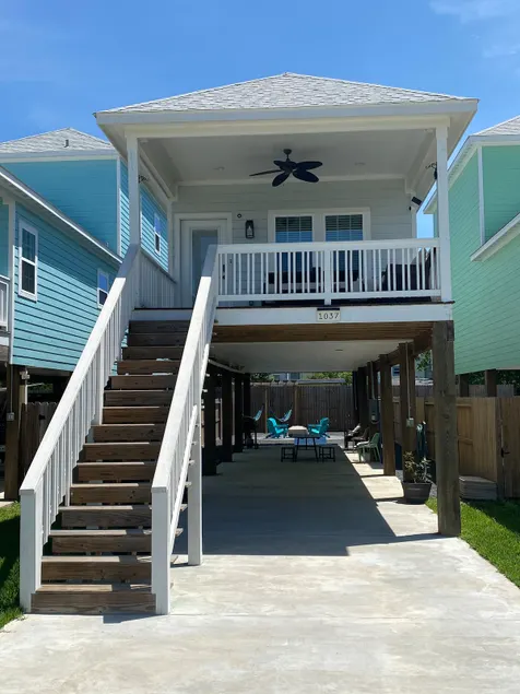 Boatman's Bayside Bungalow, San Leon - Image 1