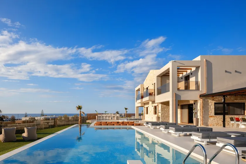 Vellis Residence - Luxury Retreat, 2 Villas & 2 Pools by etouri - Image 1