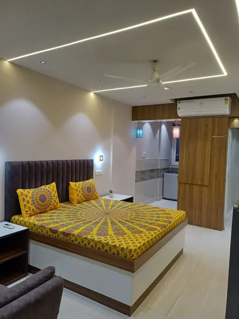Nimbus Homestay The Dream House DLF Moti Nagar - Image 1