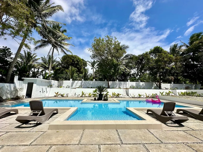 Solstice Suites - Quinn Suite (12-13 pax) - Image 1