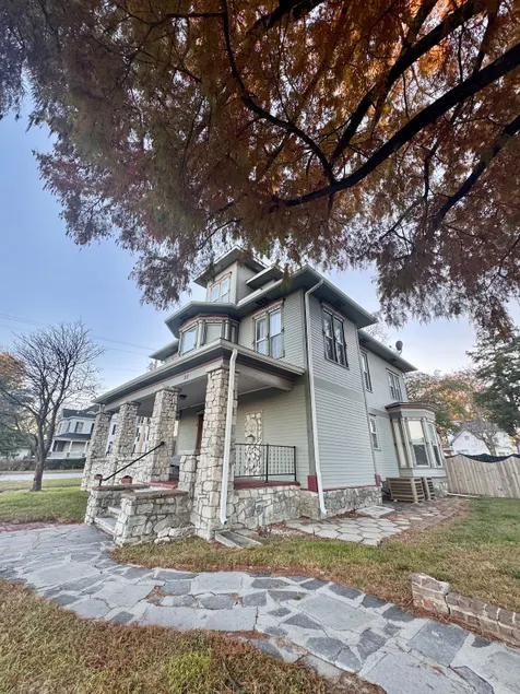 Charming 19th Century Victorian in Webb City, MO - Image 1