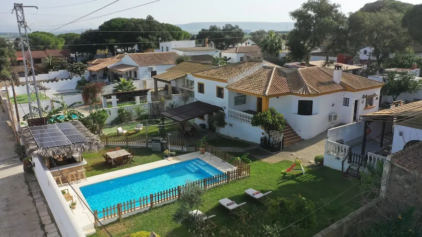*Paraiso de la Luz* 20 people 7 minutes to the beach - Image 1