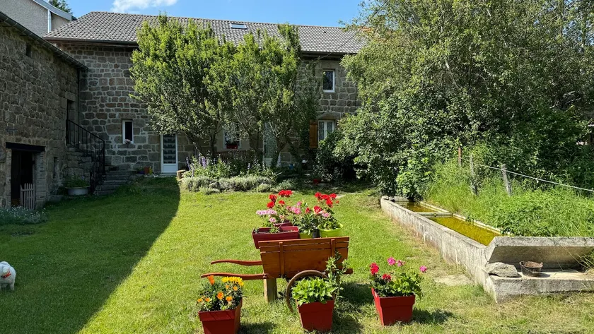 Big house for 6 to 8 persons - Image 1