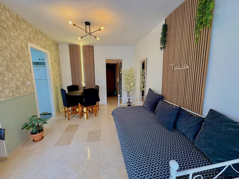 Apartamentos de Alex 2, 2-bed apartment 4 - Image 1