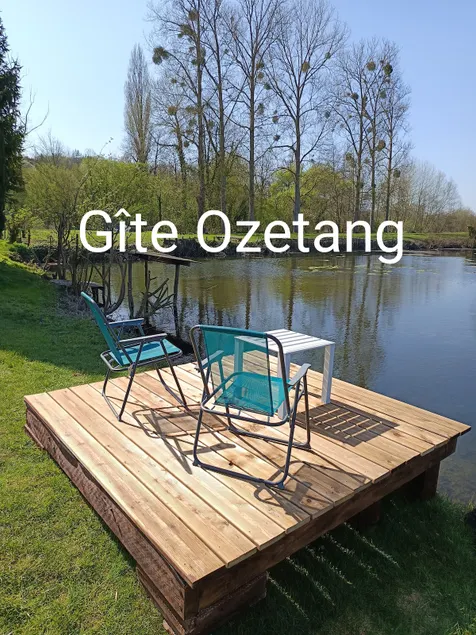 Ozetang Gîte house by the pond - Image 1