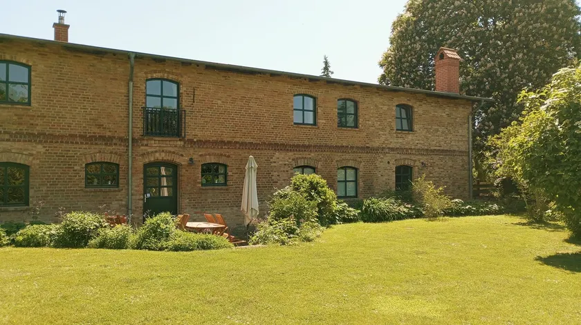160 sqm apartment - 5 people with garden - Image 1