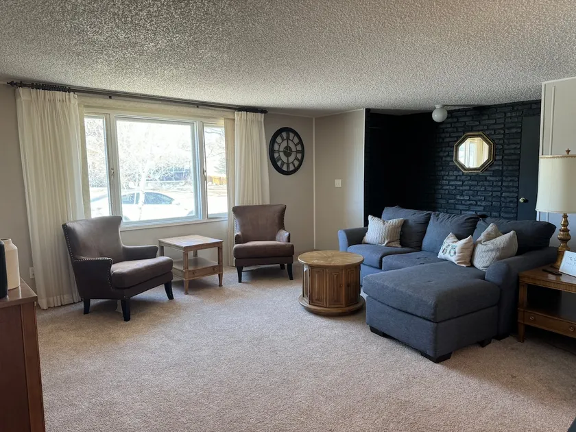 Cozy Eastside Retreat - Image 1