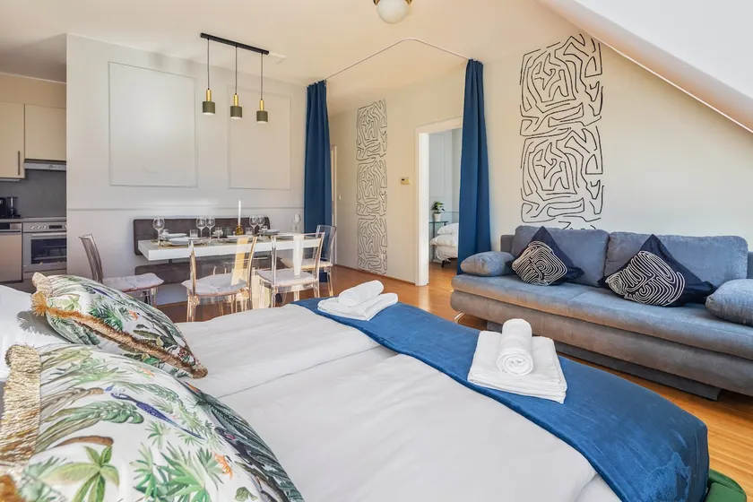 2 Full Apt. | 5 BR | Rooftop | Gym | Parking - Image 1