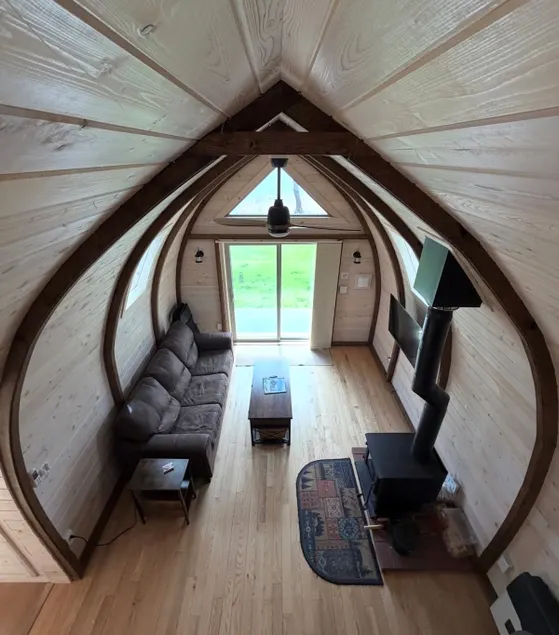 Timber Arch | Unique Lake Gem ~ Yard ~ Kayak/Board - Image 1