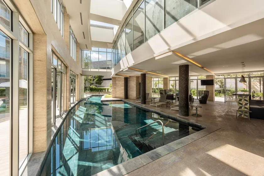 Angelópolis Sonata - Sleeps 8, Pool, Spa & Gym - Image 1