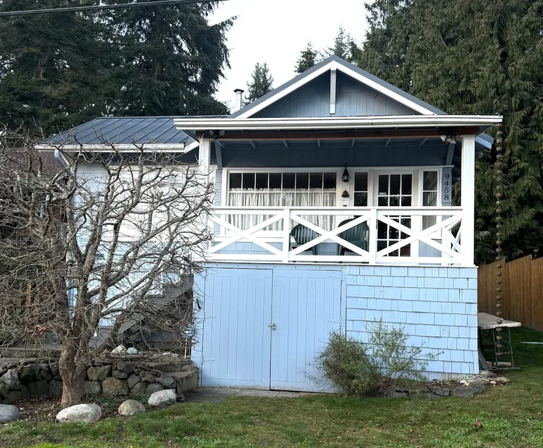 Delightful Indianola 1920's Cottage - Beach Town - Image 1