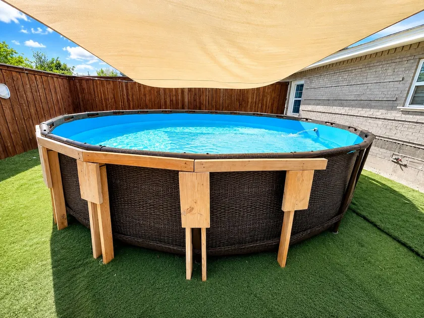 Family-Friendly Pool Home Patio BBQ Near Downtown - Image 1