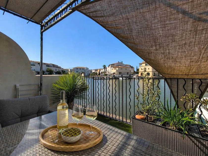 Marina Aigues-Mortes **** - Image 1