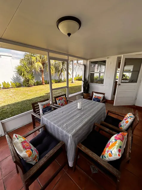 Oakmont Bungalow - Image 1