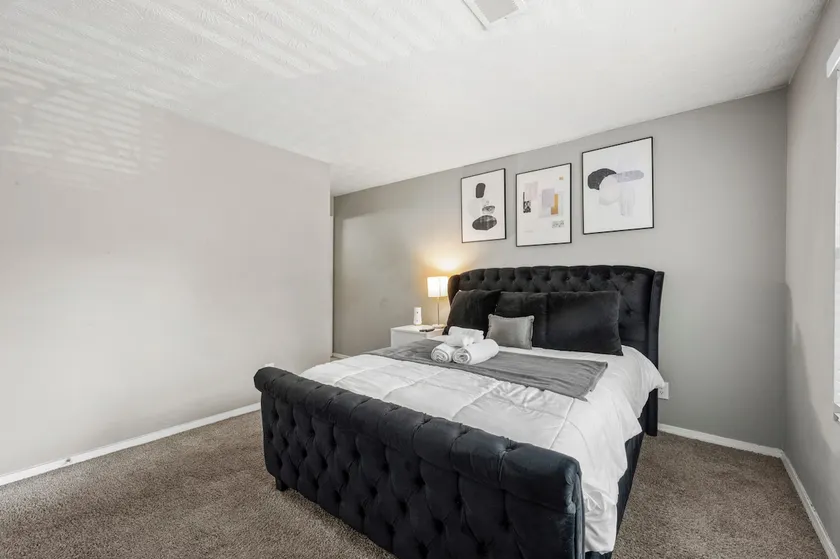 10 Min to ATL Airport • No Cleaning Fee - Image 1