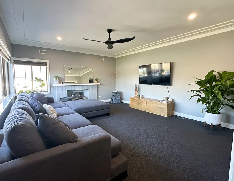 Family & Work Stays • 4BR Big House • CBD Location - Image 1