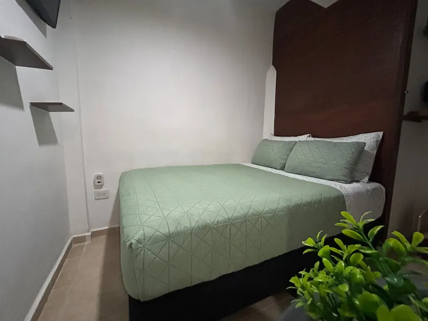 Small Zona Hotelera - Image 1