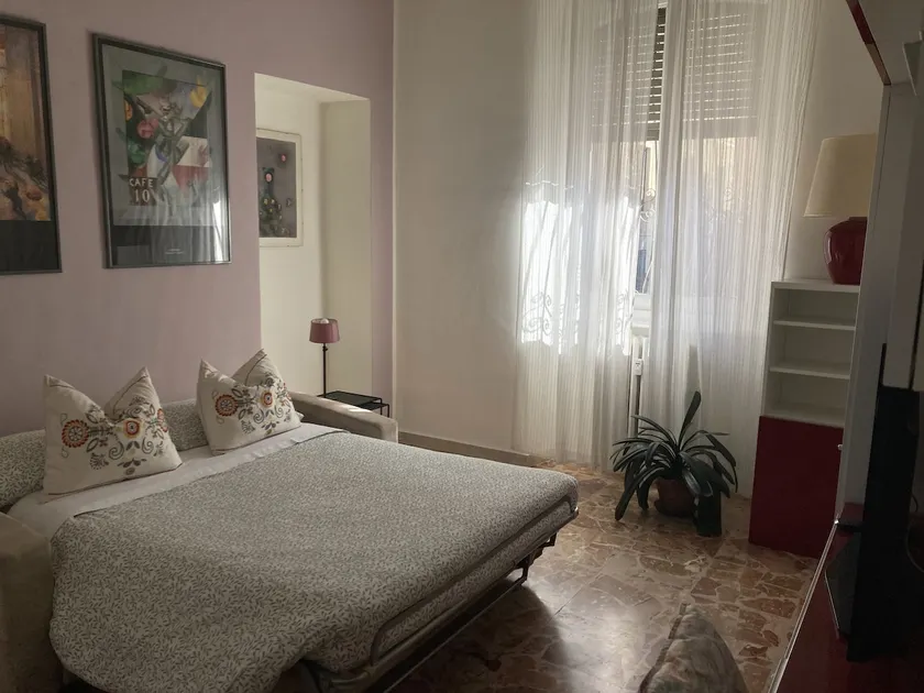 2 bedrooms and a private, free garage in the Gran Madre area - Image 1