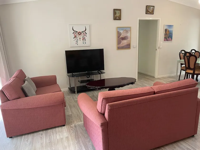 Entire House Walking Distance to the Beach - Image 1