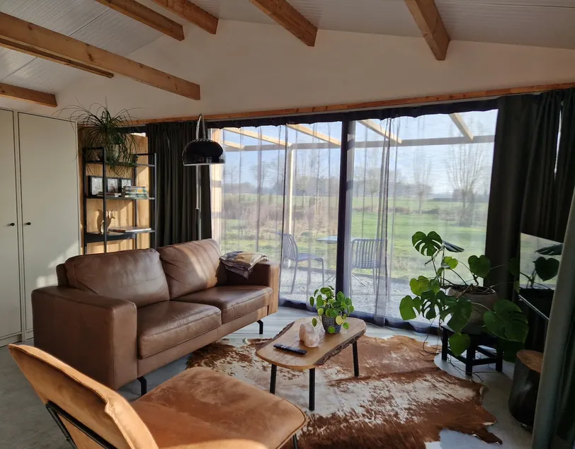 The Wild Garden - Garden Room - Image 1