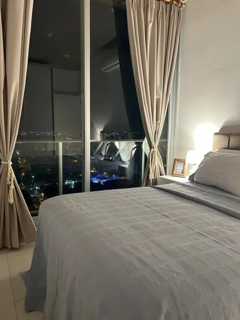 A bright apartment in the center on the 15th floor - Image 1