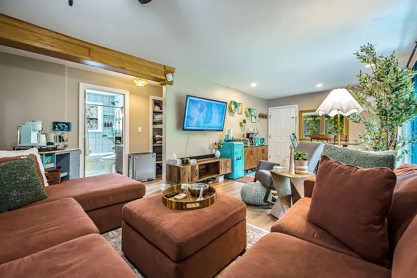 Ann Arbor Ohana Suite - Image 1