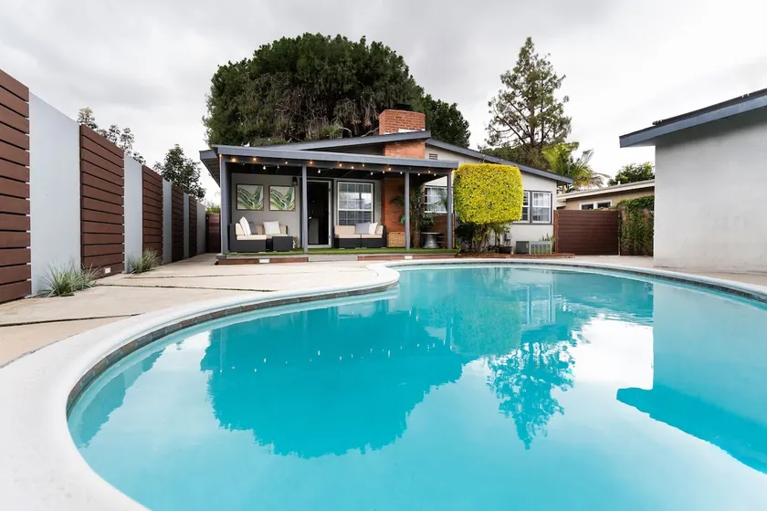 Everything family needs including a heated pool*! - Image 1
