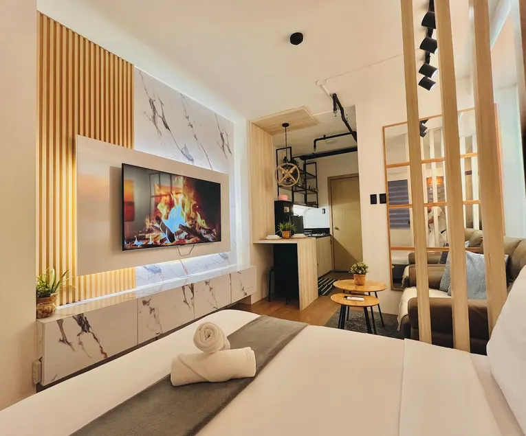 Modern Aesthetic Studio at Mplace near Tomas Morato - Image 1
