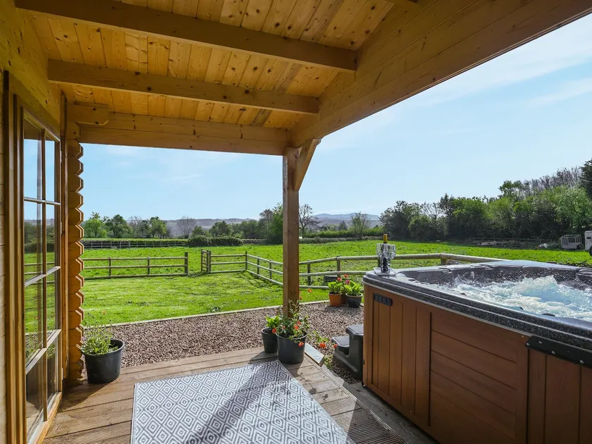 Stable Lodge at Greenacre - Image 1