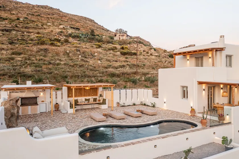 Eartha Horizon Villas Naxos - Image 1