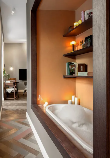 Wellness oasis with bathtub, balcony and sauna - Image 1
