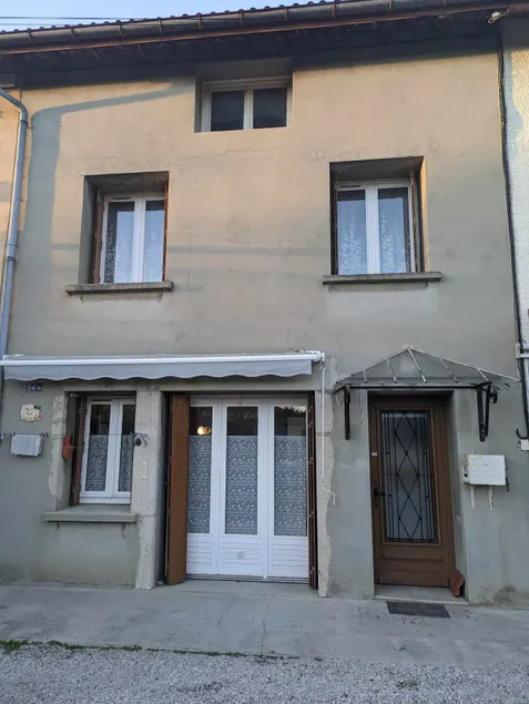 Vintage House - Image 1