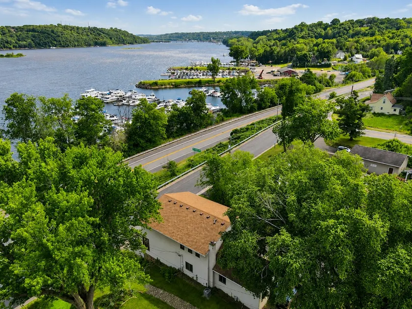 Stone's Throw from St Croix & Downtown Stillwater - Image 1