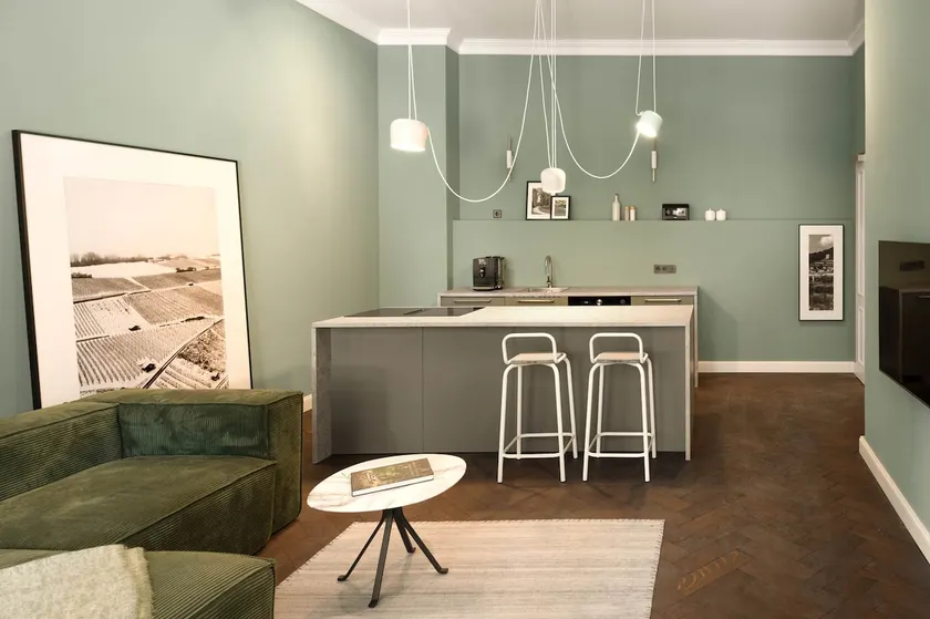 Green oasis with terrace, garden and sauna - Image 1