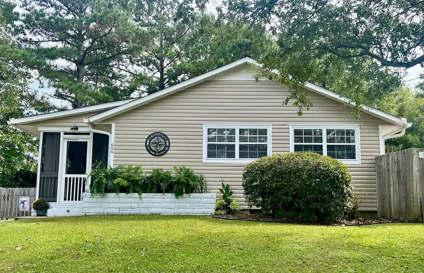 Shore House, with private boat mooring available. - Image 1