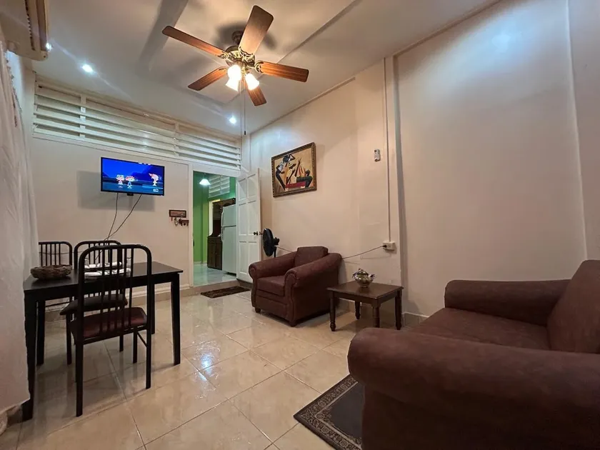 Affordable Cozy Stay | AC, WiFi, Private Space - Image 1