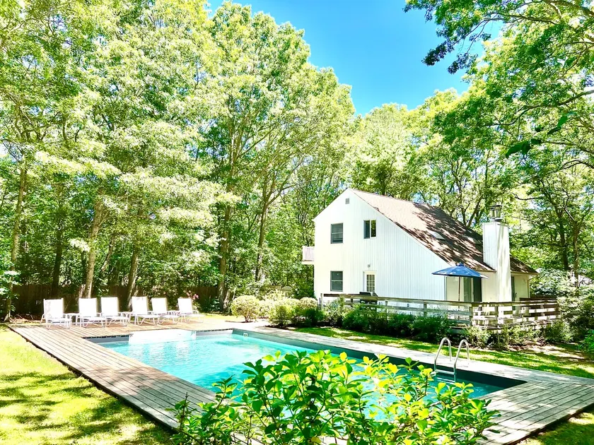 Have It All in East Hampton! - Image 1