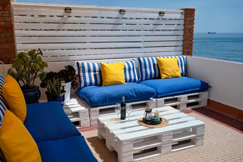Beachfront Apartment - 2 Terraces - Stunning Sunrises - Image 1