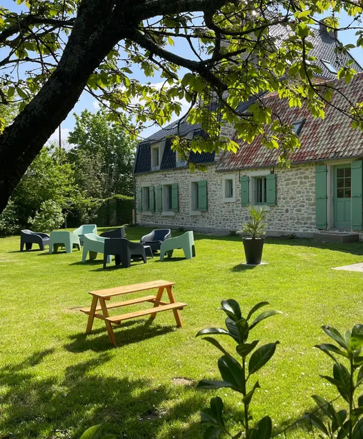 Charming stone residence - Image 1