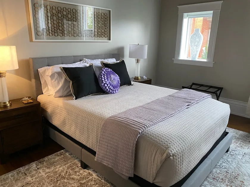 ”The Blair House” Suite B @ Historic Frost Village - Image 1