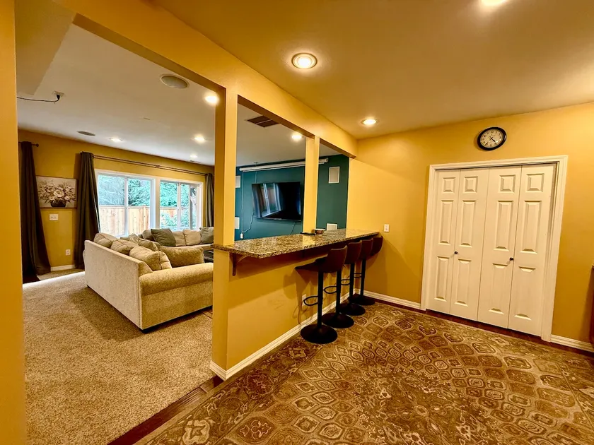 Mill Creek/Bothell Dream Apartment - Image 1
