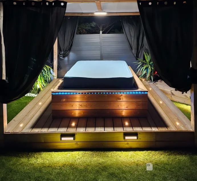 cinema room and jaccuzi air-conditioned home - Image 1