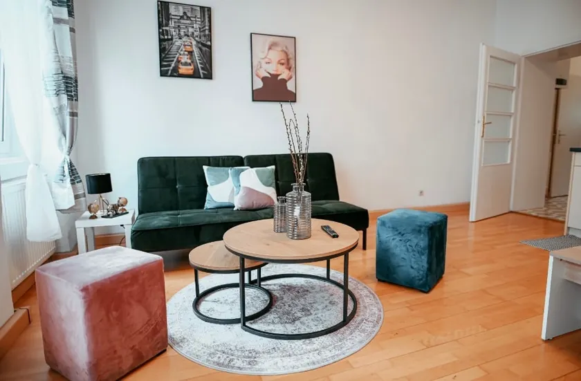 Stylish apartment with chic flair | 5 people - Image 1
