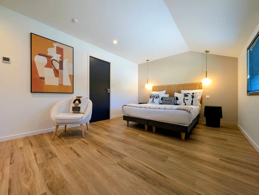 Premium Pied-à-Terre - Pro & Transition - Image 1