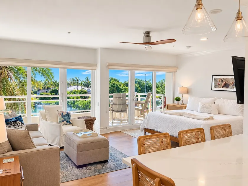 1/1 Waterview Condo, Pool, Private Beach Access - Image 1