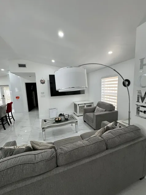 Miami Family Paradise - Image 1
