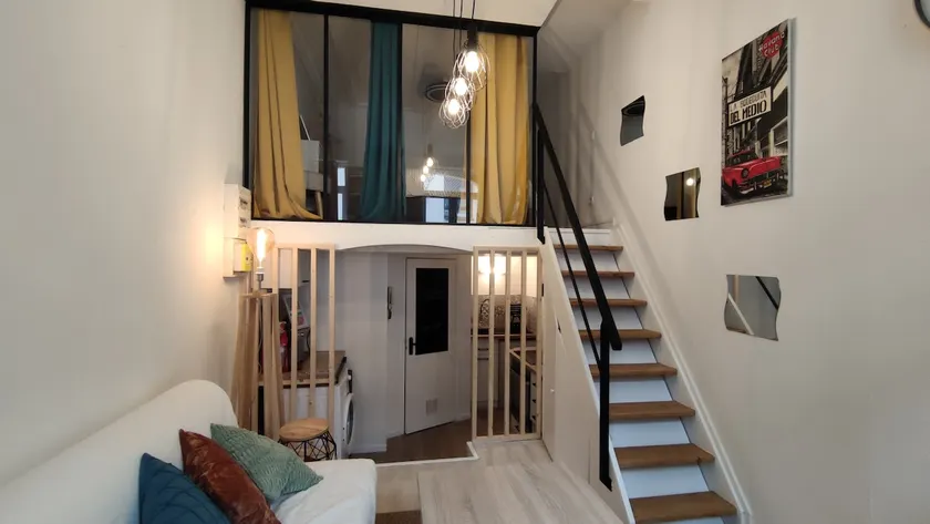Unique Loft & Peaceful Haven Downtown/Station/24H - Image 1